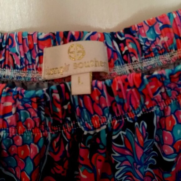 🌺🍍Simply Southern Off‑Shoulder Pineapple & Floral Top 🌺🍍 Navy • Size L - Picture 9 of 9